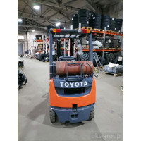 Вилочный погрузчик Toyota газ/бензин 1.5т