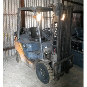 Погрузчик вилочный Toyota 32-8FG15 в аренду