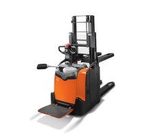 Электрический штабелер Toyota SPE200D