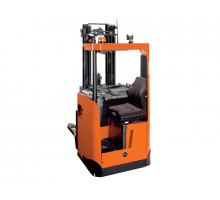 Электрический штабелер Toyota SRE135L