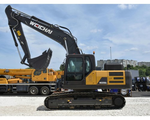 Гусеничный экскаватор WEHEAVY WE225E2
