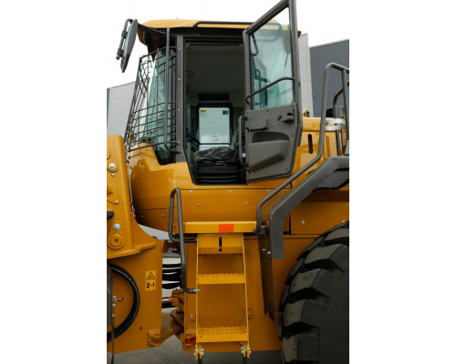 Фронтальный погрузчик WL858K