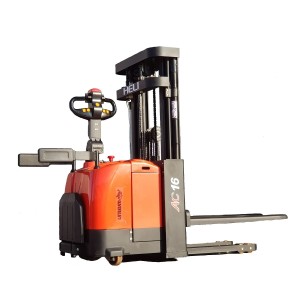 Самоходный электроштабелер HELI CDD16-950Li ZSM470